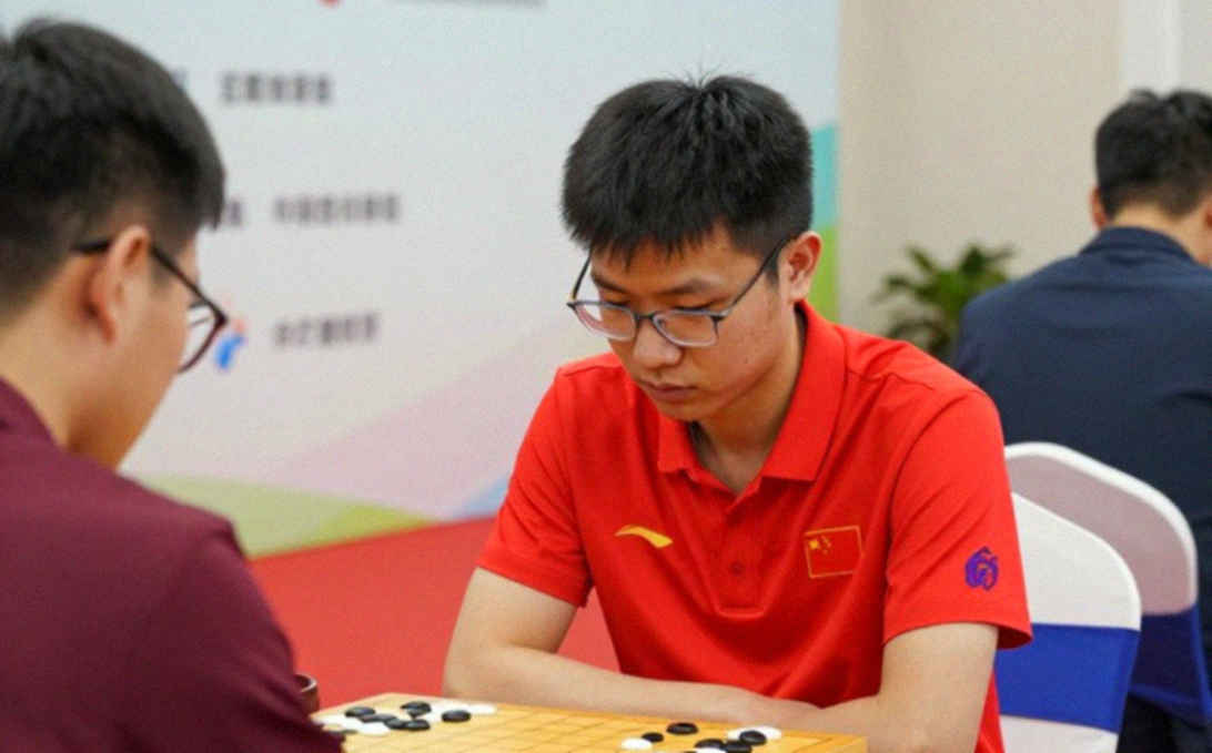 Bodhana Sivanandan 11 tuổi: Đánh bại Sicilian bằng 3.Bc4 — nghiêm túc chứ?