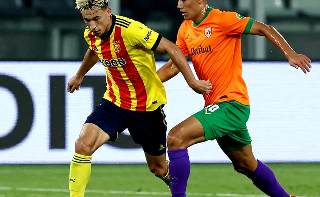 Thái Lan 2-0 Việt Nam: Chiến thuật khối phòng ngự thấp và dấu hỏi về tuổi tác